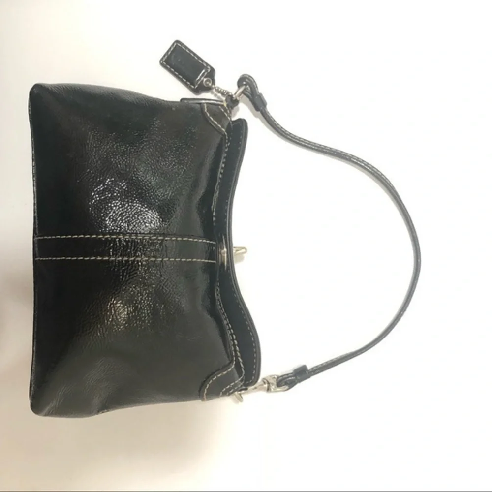 Coach vintage y2k black patent leather mini wristlet bag